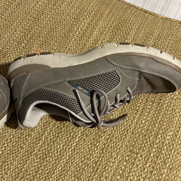 Rockport Sox - Picture 4 of 9